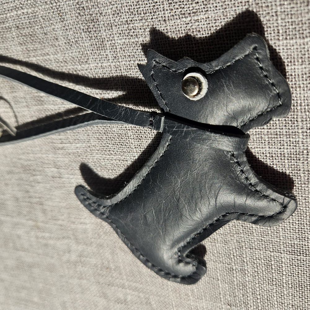 Grey Leather Dog-shaped Bag Keychain
